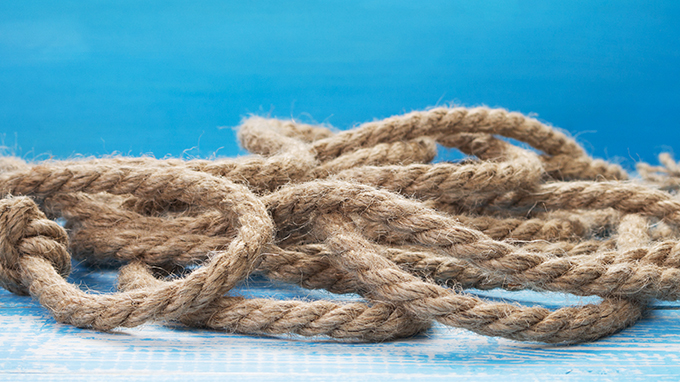How should damaged ropes be repaired?