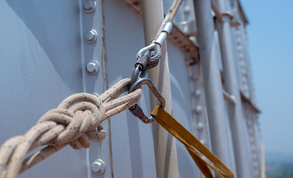 Heavy-Duty Rope